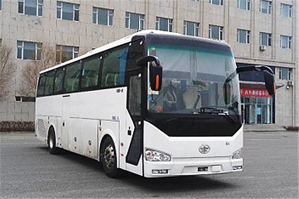 一汽CA6110LRD5客车(柴油国六24-50座)
