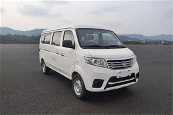 南京金龙NJL6450EV多用途乘用车(纯电动7-8座)