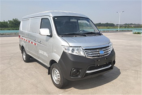 南京金龙NJL5038XXYBEV7厢式运输车(纯电动2-5座)