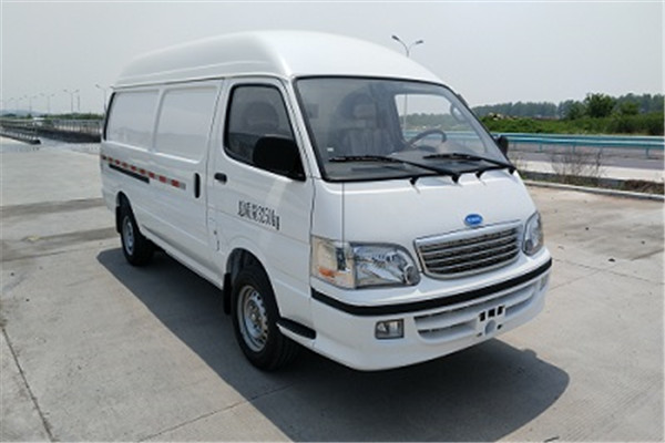南京金龙NJL5038XXYBEV4厢式运输车(纯电动2-5座)