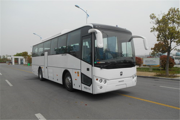 亚星YBL6117HBEV23客车(纯电动24-51座)