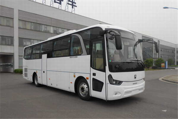 亚星YBL6101GHEV1插电式公交车(柴油/电混动国五24-46座)