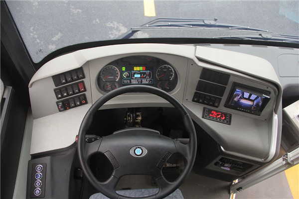 智电HYK6105GBEV低入口公交车(纯电动16-29座)