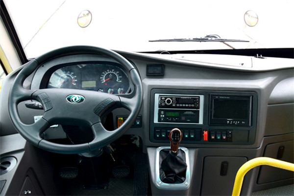 华新HM6598XFD6XZ中小学生专用校车(柴油国六10-19座)