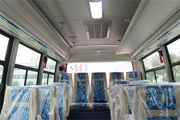 华新HM6605LFD5X客车(柴油国五13-19座)
