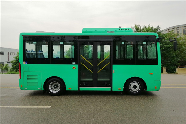 峨嵋EM6810BEVG4公交车(纯电动13-27座)