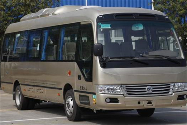 金旅XML6809JEVJ01客车(纯电动24-34座)