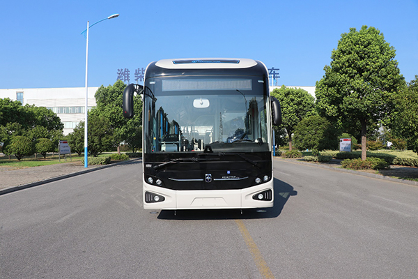 亚星JS6108GHFCEV2低入口城市客车(氢燃料电池19-31座)