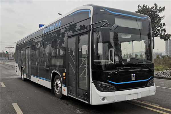 吉利远程JHC6121BEVG22低入口公交车(纯电动22-46座)