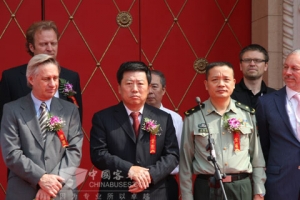 2010北京交通展开幕 工程机械参展凤毛麟角