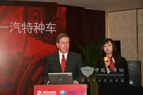 艾里逊变速箱公司副总裁赫德利（Michael Headly）