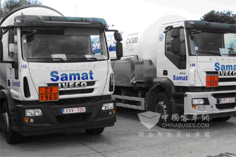 装配艾里逊自动变速箱的萨玛特运输车