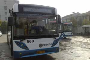 东风康明斯春节期间为武汉公交保驾护航