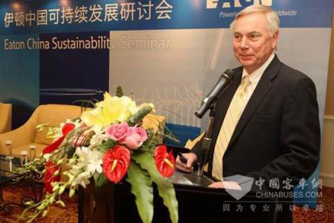 伊顿公司环境健康与安全事务高级副总裁Joseph Wolfsberger先生致辞