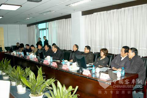 朝柴公司引进NGD3.0柴油机结项验收会现场