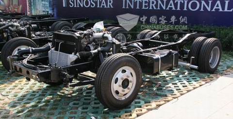 江淮自产机弯梁底盘