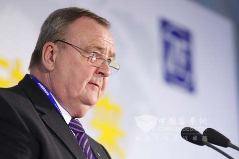 采埃孚首席执行官Haerter先生致词