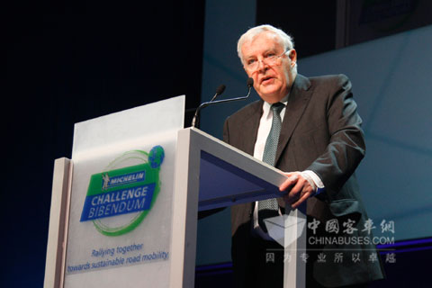 米其林集团总管理合伙人贺立业致辞