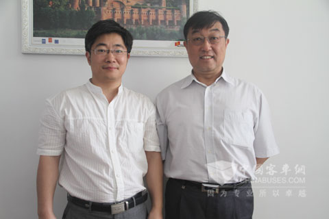 欧科佳总经理张小平接受XINGKONG.COM记者采访