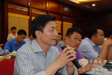 服务站代表发言