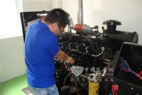 东风康明斯“服务大比武”