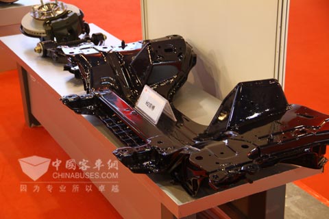 H2前后桥及悬架总成