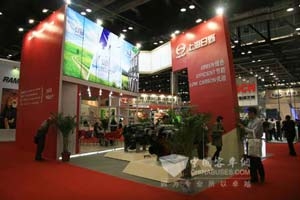 上海日野亮相第十届内燃机及零部件展