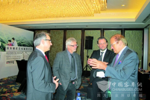 绿色橡胶日专题研讨会现场交流