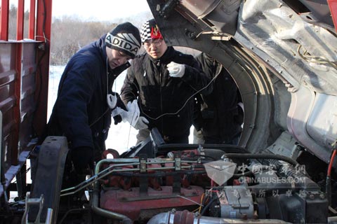 东风康明斯“唐古拉”发动机寒区凯旋