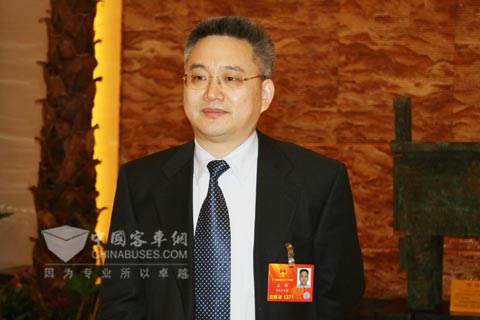 全国人大代表、风神轮胎股份有限公司董事长王锋