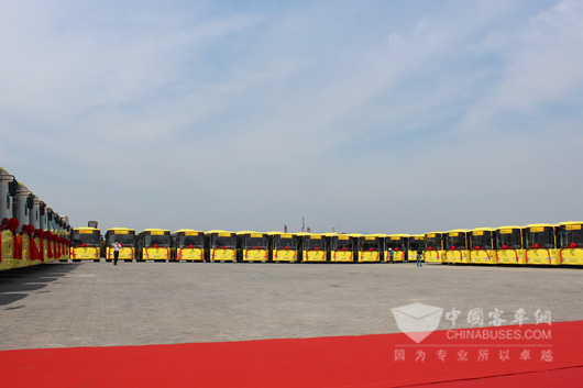 1060辆大金龙校车出口为中国制造加分